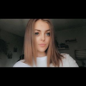 Meet your Posher, Alison